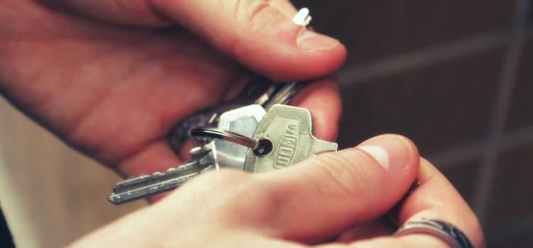 Comment percer une serrure de porte : guides et conseils pratiques